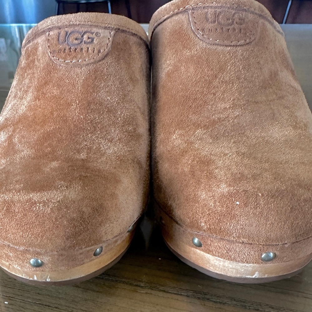 UGG Abbie Woodhills Sheep Skin Suede Wood Heels Rubber Soles Clog Mules Platform - Picture 4 of 14
